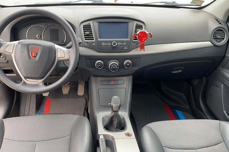 Used Roewe 350 2013 350C 1.5L Manual Swift Edition Interior 3