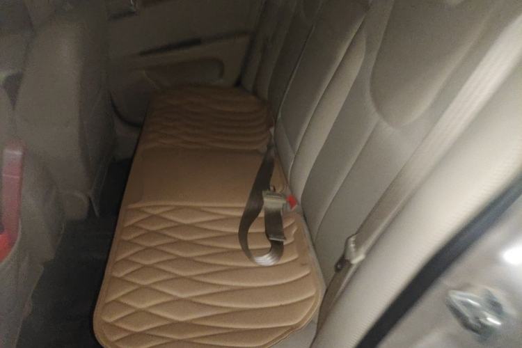 Used Roewe 350 2013 350C 1.5L Automatic Xunyue Edition Left Rear Seat