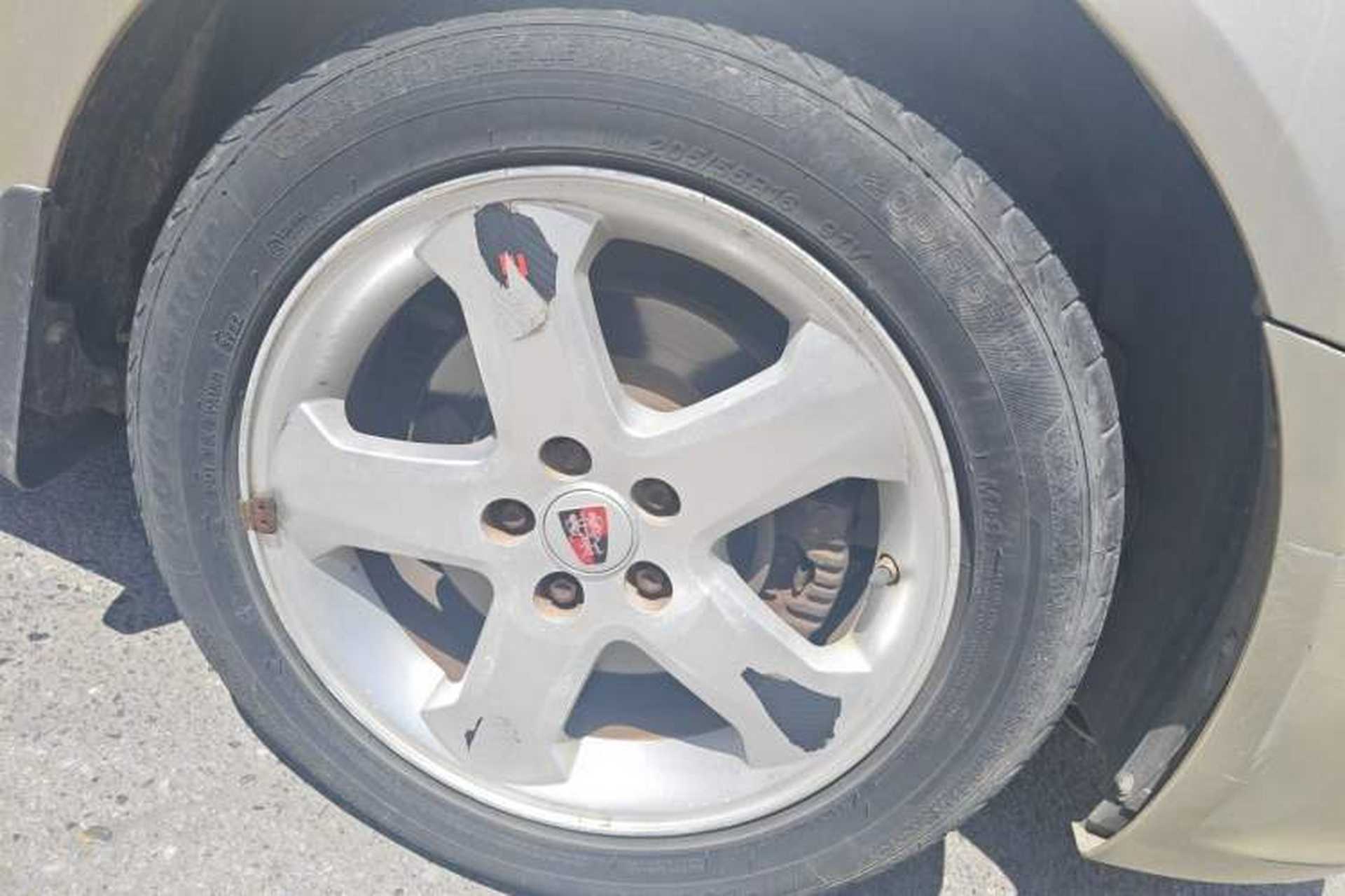 Used Roewe 350 2013 350C 1.5L Automatic Xunyue Edition Right Front Wheel Hub