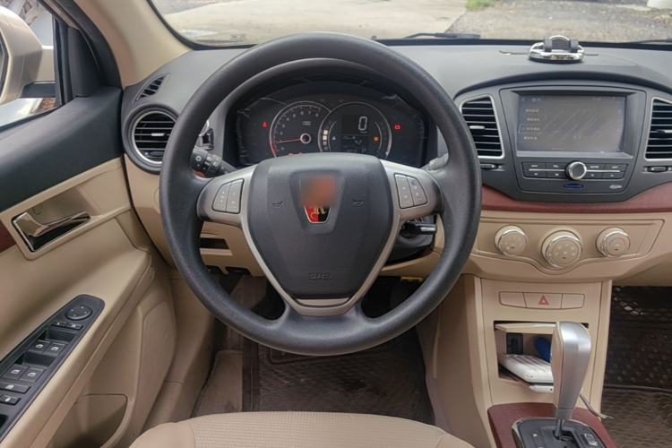 Used Roewe 350 2013 350C 1.5L Automatic Xunyue Edition Steering Wheel