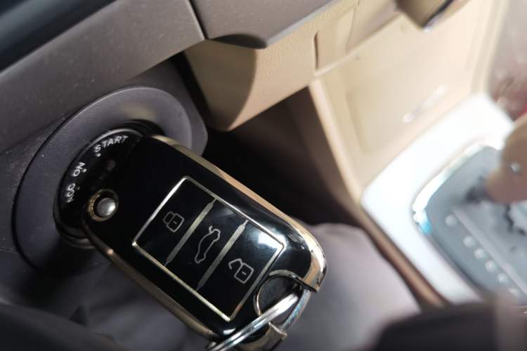 Used Roewe 350 2013 350S 1.5L Automatic Xunda Edition Vehicle Key