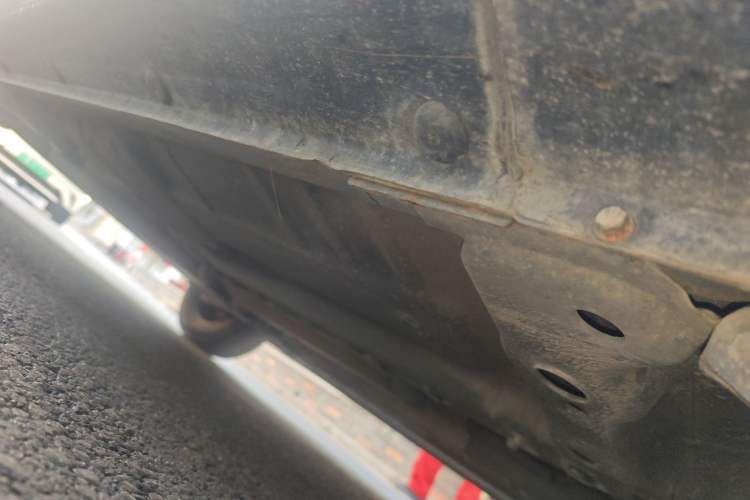 Used Roewe 350 2014 1.5L Manual Xunchi Edition Chassis Front Right
