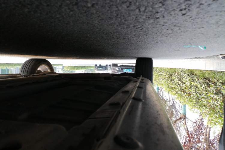 Used Roewe 350 2014 1.5L Automatic Xunyue Version Chassis Front Right