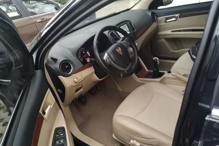 Used Roewe 350 2014 1.5L Manual Swift Edition Driver Seat
