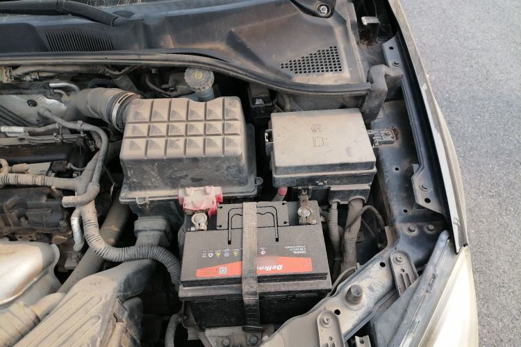 Used Roewe 350 2014 1.5L Automatic Xunyue Version Engine Bay Left
