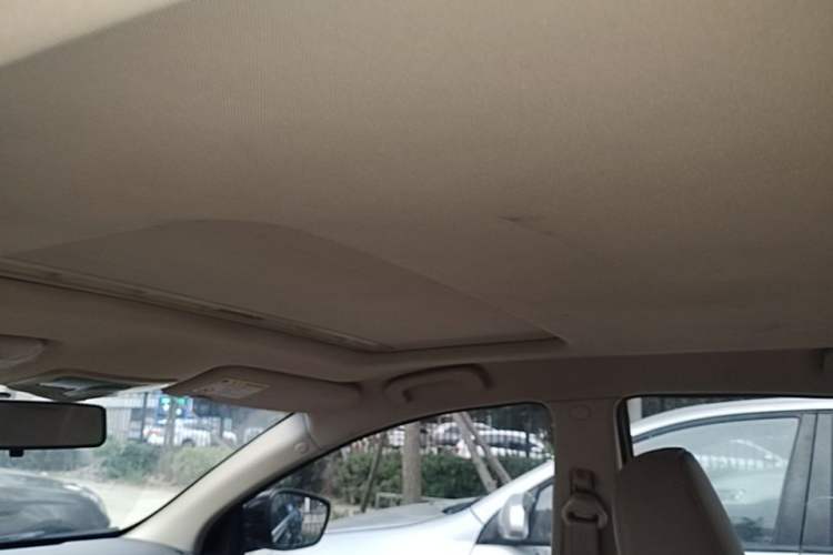 Used Roewe 350 2014 1.5L Manual Swift Edition Headliner