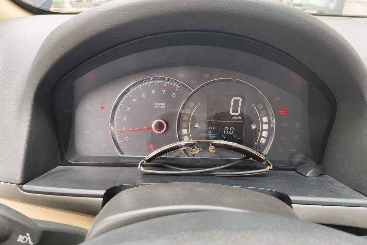 Used Roewe 350 2014 1.5L Manual Xunchi Edition Instrument Cluster