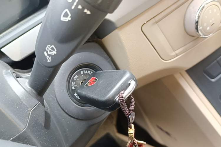 Used Roewe 350 2014 1.5L Automatic Xunda Edition Interior 1
