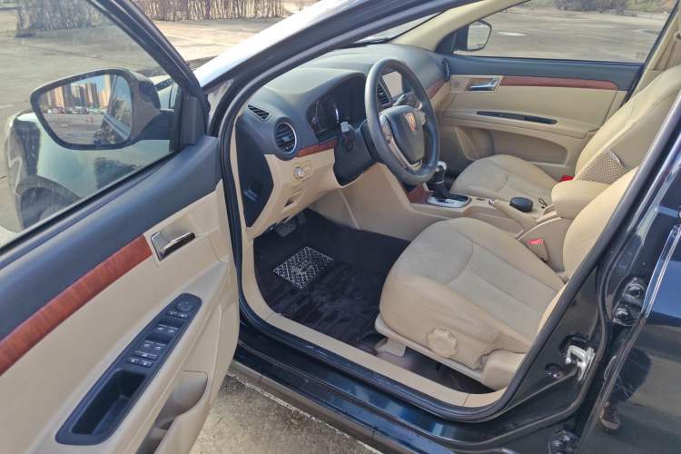 Used Roewe 350 2014 1.5L Automatic Xunyue Version Interior 2