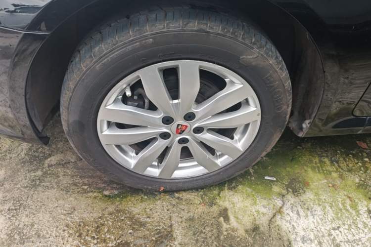 Used Roewe 350 2014 1.5L Automatic Xunyue Version Left Front Wheel Hub