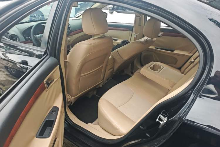 Used Roewe 350 2014 1.5L Automatic Xunyue Version Left Rear Seat