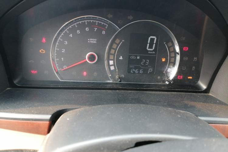 Used Roewe 350 2014 1.5L Automatic Xunyue Version Odometer Close Up