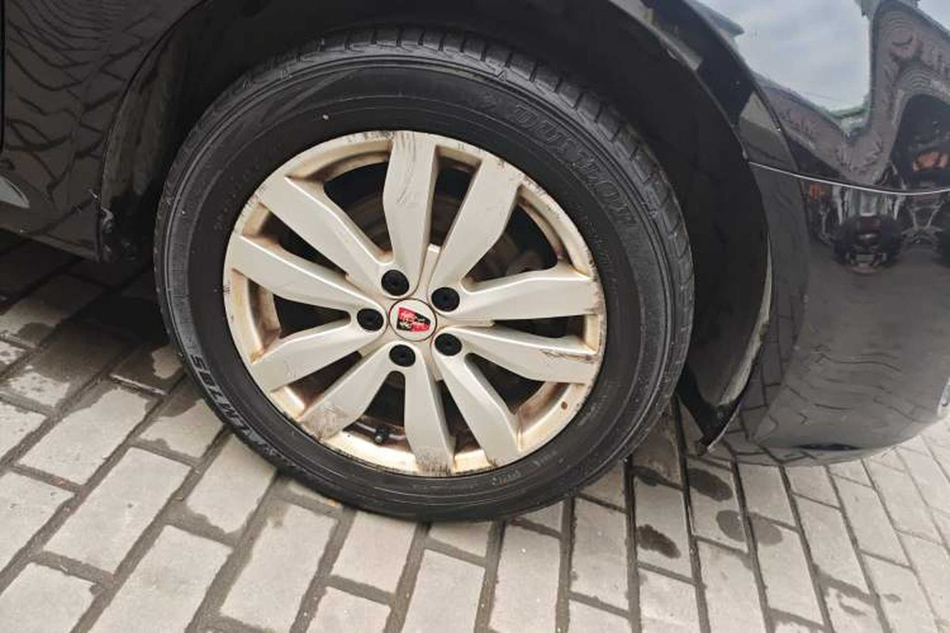 Used Roewe 350 2014 1.5L Manual Xunchi Edition Right Front Wheel Hub