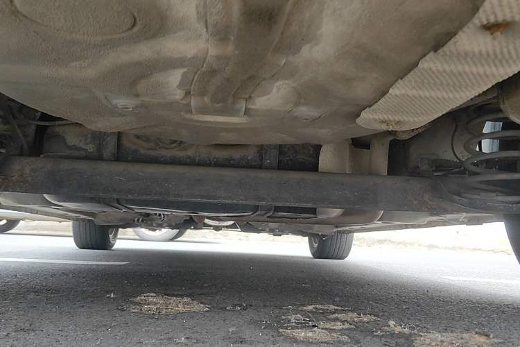 Used Roewe 350 2014 1.5L Automatic Xunyue Version Chassis Rear