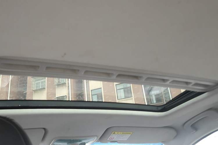 Used Roewe 350 2014 1.5L Automatic Xunyue Version Headliner