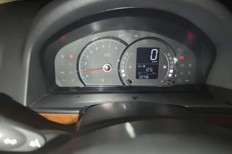 Used Roewe 350 2014 1.5L Manual Swift Edition Instrument Cluster