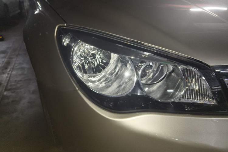 Used Roewe 350 2014 1.5L Manual Swift Edition Right Front Headlight