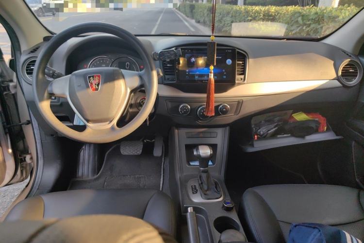 Used Roewe 350 2014 1.5L Automatic Xunda Edition Center Console
