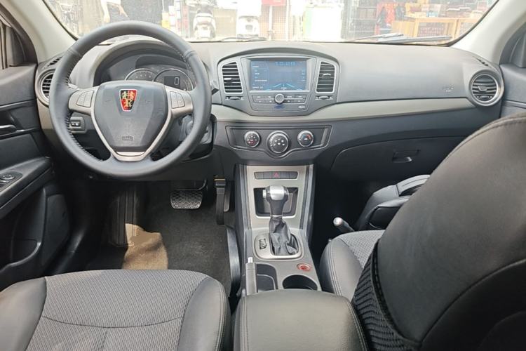 Used Roewe 350 2014 1.5L Automatic Xunyue Version Center Console