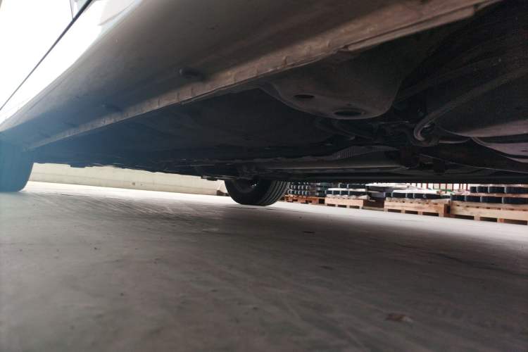 Used Roewe 350 2014 1.5L Automatic Xunyue Version Chassis Rear Left