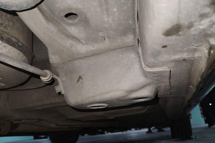 Used Roewe 350 2014 1.5L Automatic Xunyue Version Chassis Rear Right