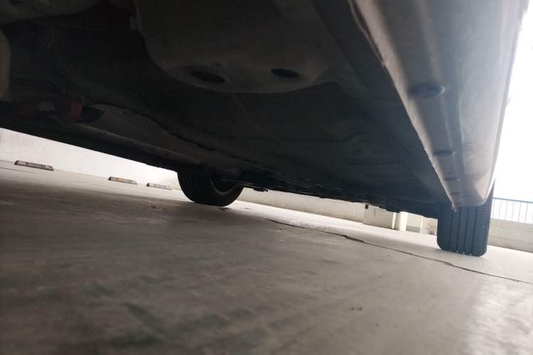 Used Roewe 350 2014 1.5L Automatic Xunyue Version Chassis Rear Right