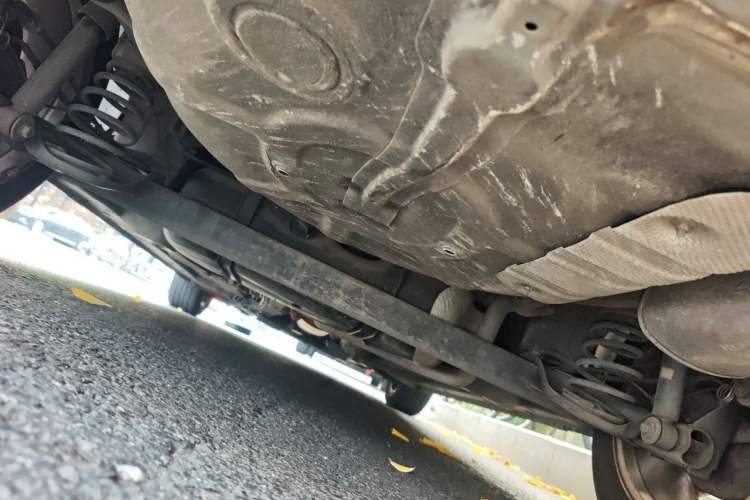 Used Roewe 350 2014 1.5L Automatic Xunyue Version Chassis Rear