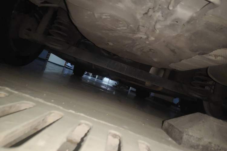 Used Roewe 350 2014 1.5L Automatic Xunyue Version Chassis Rear