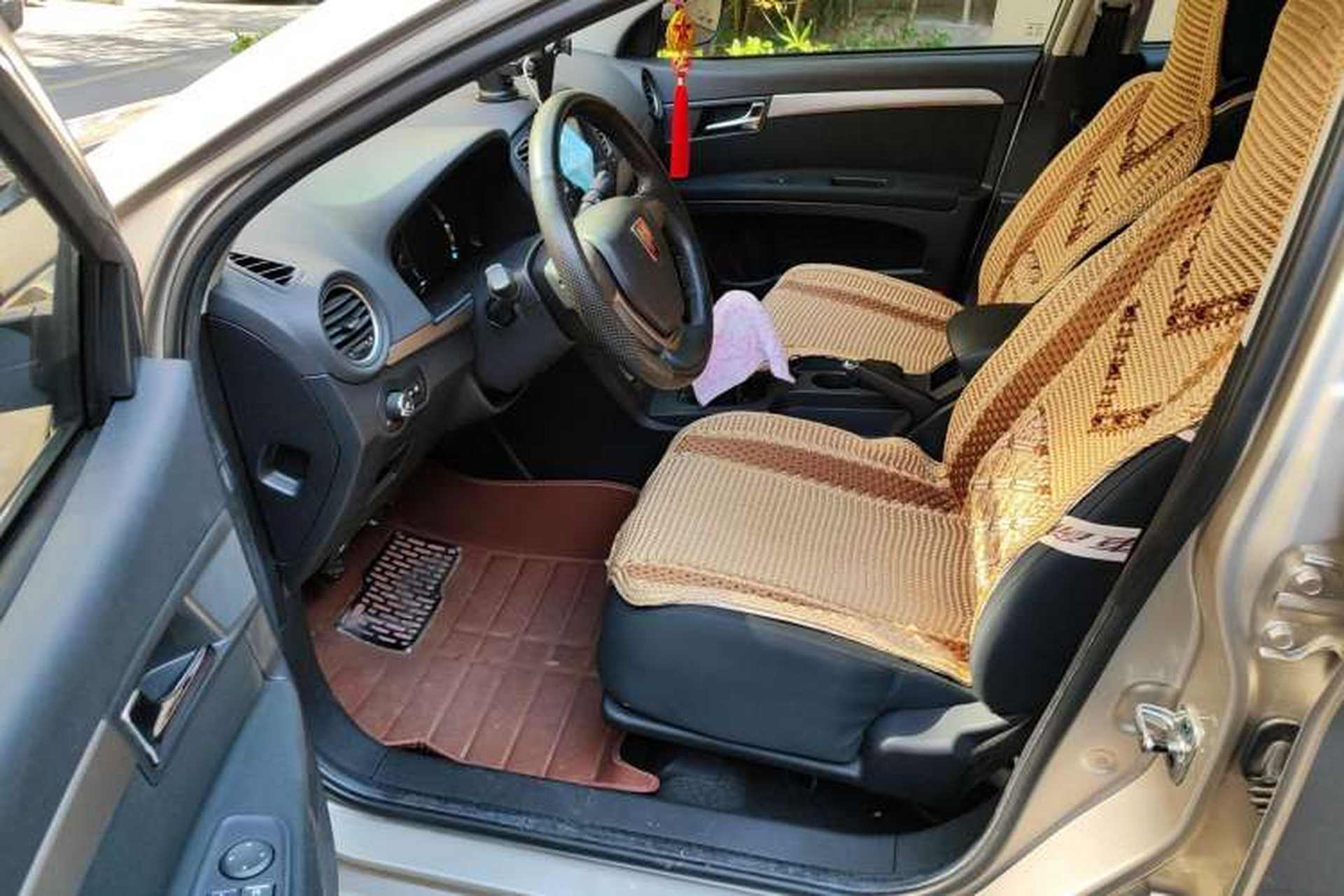 Used Roewe 350 2014 1.5L Manual Xunchi Edition Driver Seat