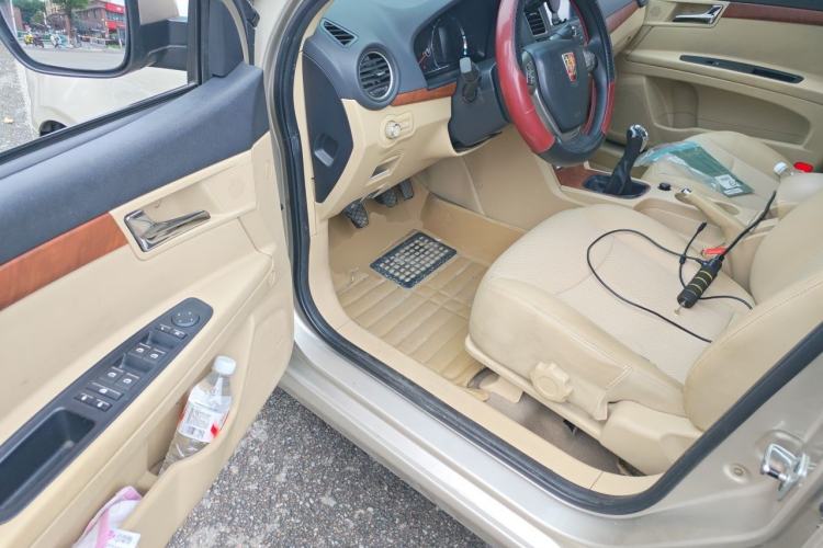 Used Roewe 350 2014 1.5L Manual Swift Edition Driver Seat