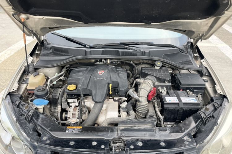 Used Roewe 350 2014 1.5T Automatic Jingyi Edition Engine Bay