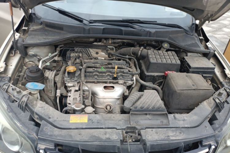 Used Roewe 350 2014 1.5L Manual Xunchi Edition Engine Bay