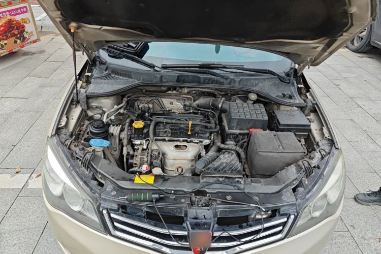Used Roewe 350 2014 1.5L Manual Swift Edition Engine Bay