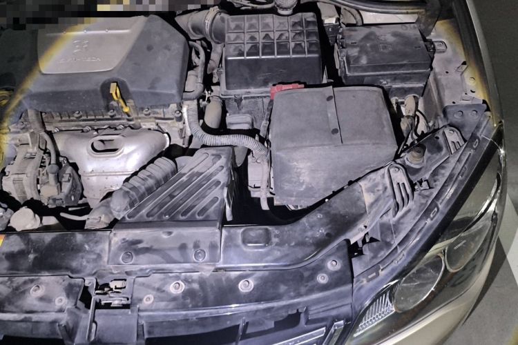Used Roewe 350 2014 1.5L Automatic Xunyue Version Engine Bay Left