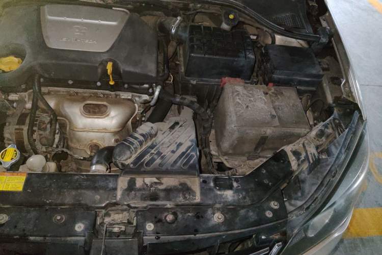 Used Roewe 350 2014 1.5L Automatic Xunyue Version Engine Bay Left