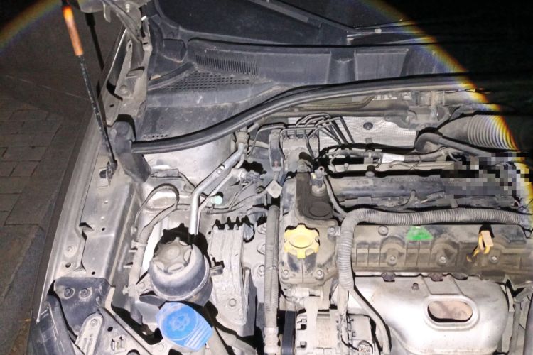 Used Roewe 350 2014 1.5L Automatic Xunda Edition Engine Bay Right