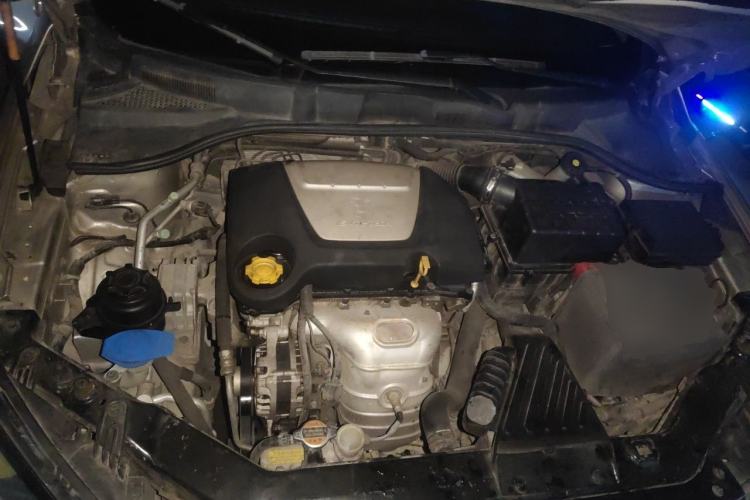 Used Roewe 350 2014 1.5L Automatic Xunyue Version Engine Bay