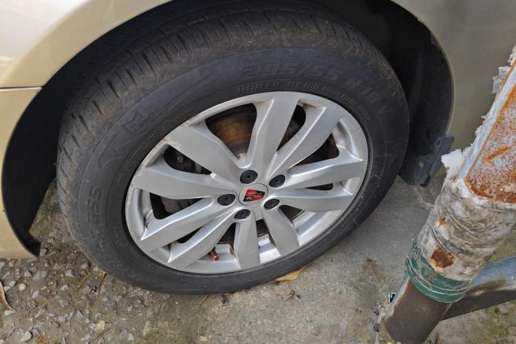 Used Roewe 350 2014 1.5L Automatic Xunyue Version Exterior 1
