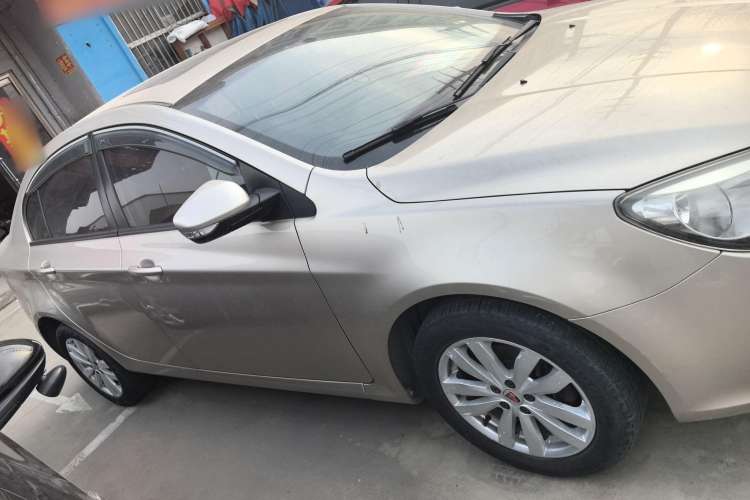 Used Roewe 350 2014 1.5L Manual Swift Edition Exterior 2