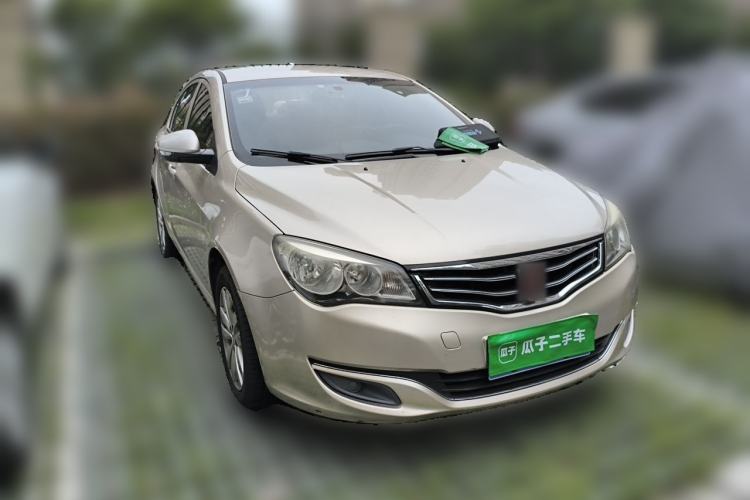 Used Roewe 350 2014 1.5L Manual Xunchi Edition Front Right 45 Deg