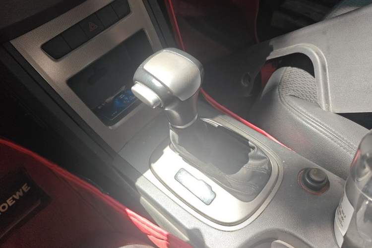 Used Roewe 350 2014 1.5L Automatic Xunyue Version Gear Lever