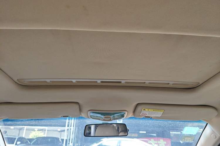 Used Roewe 350 2014 1.5L Automatic Xunyue Version Headliner