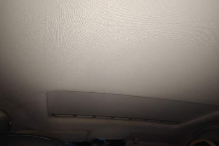 Used Roewe 350 2014 1.5L Automatic Xunyue Version Headliner