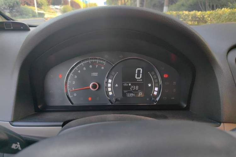 Used Roewe 350 2014 1.5L Automatic Xunda Edition Instrument Cluster