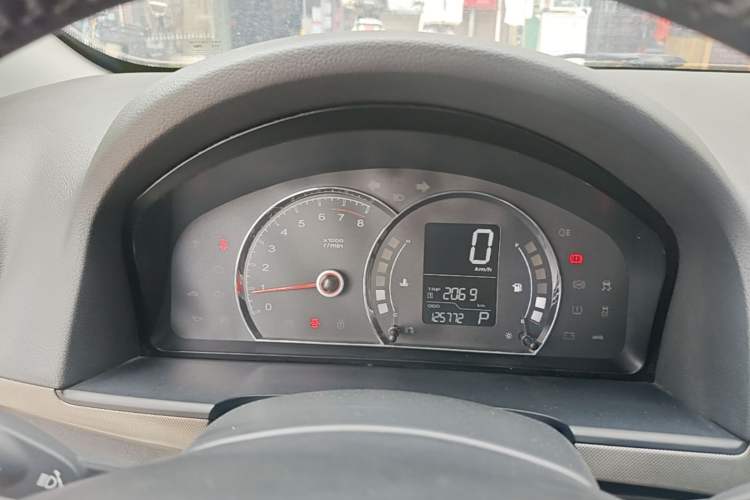 Used Roewe 350 2014 1.5L Automatic Xunyue Version Instrument Cluster
