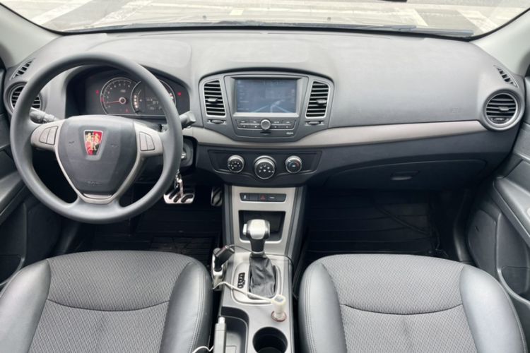 Used Roewe 350 2014 1.5T Automatic Jingyi Edition Interior 3