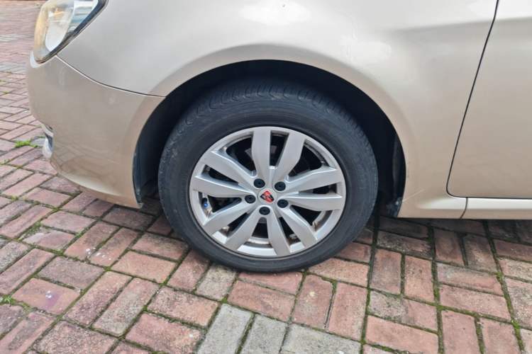 Used Roewe 350 2014 1.5L Manual Xunchi Edition Left Front Wheel Hub