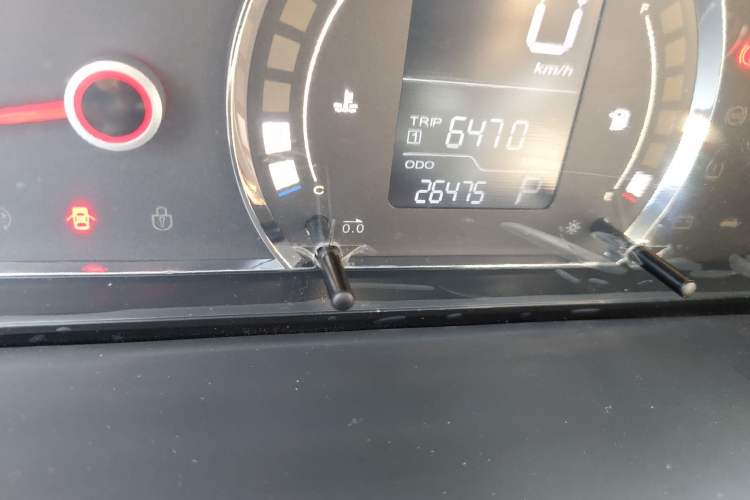 Used Roewe 350 2014 1.5L Automatic Xunyue Version Odometer Close Up