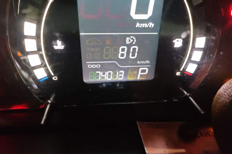 Used Roewe 350 2014 1.5L Automatic Xunyue Version Odometer Close Up