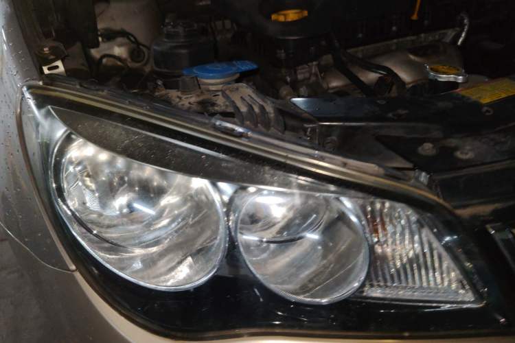 Used Roewe 350 2014 1.5L Automatic Xunyue Version Right Front Headlight